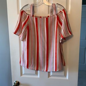 DO & BE Top off the shoulder size m very pretty